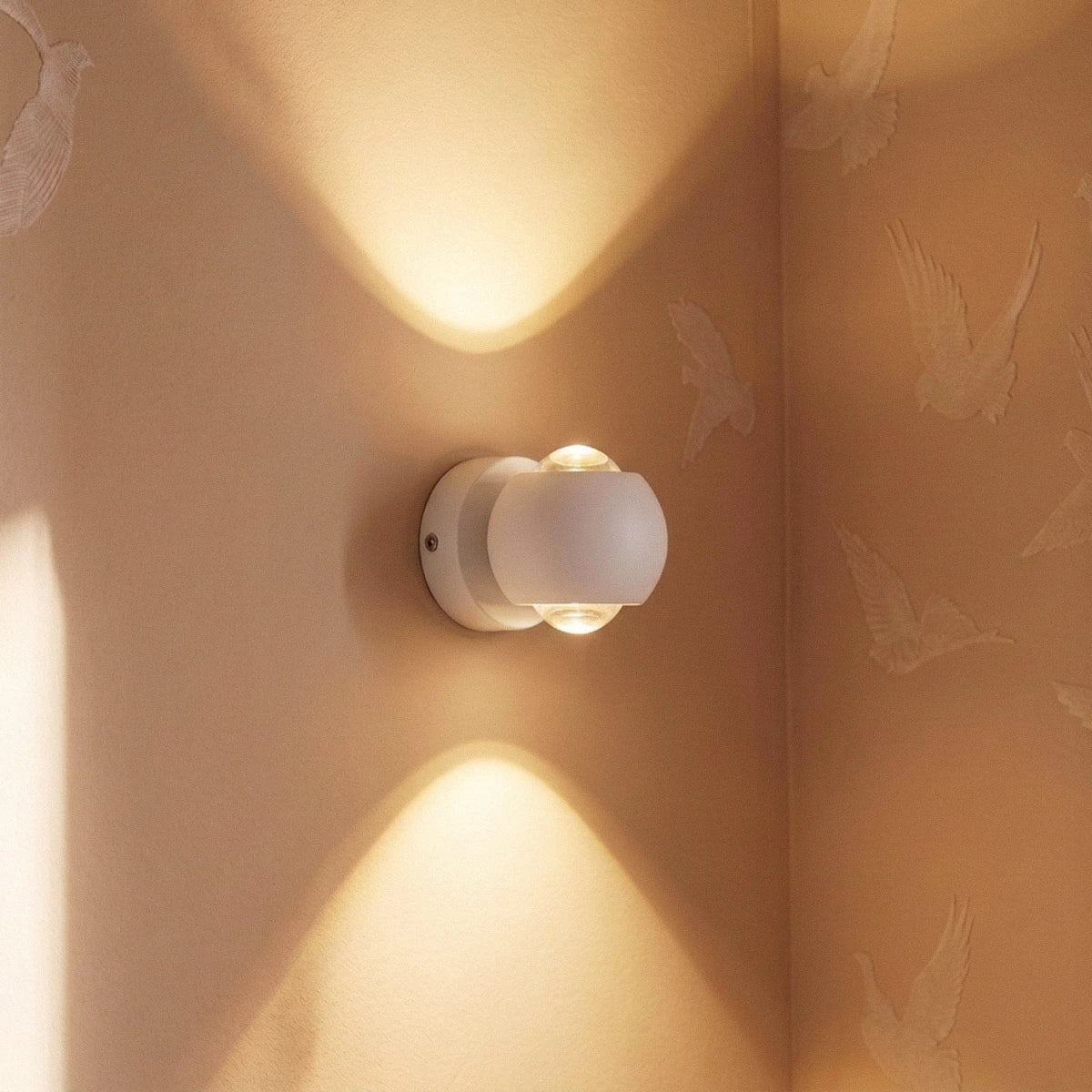 Elysian Wall Lamp
