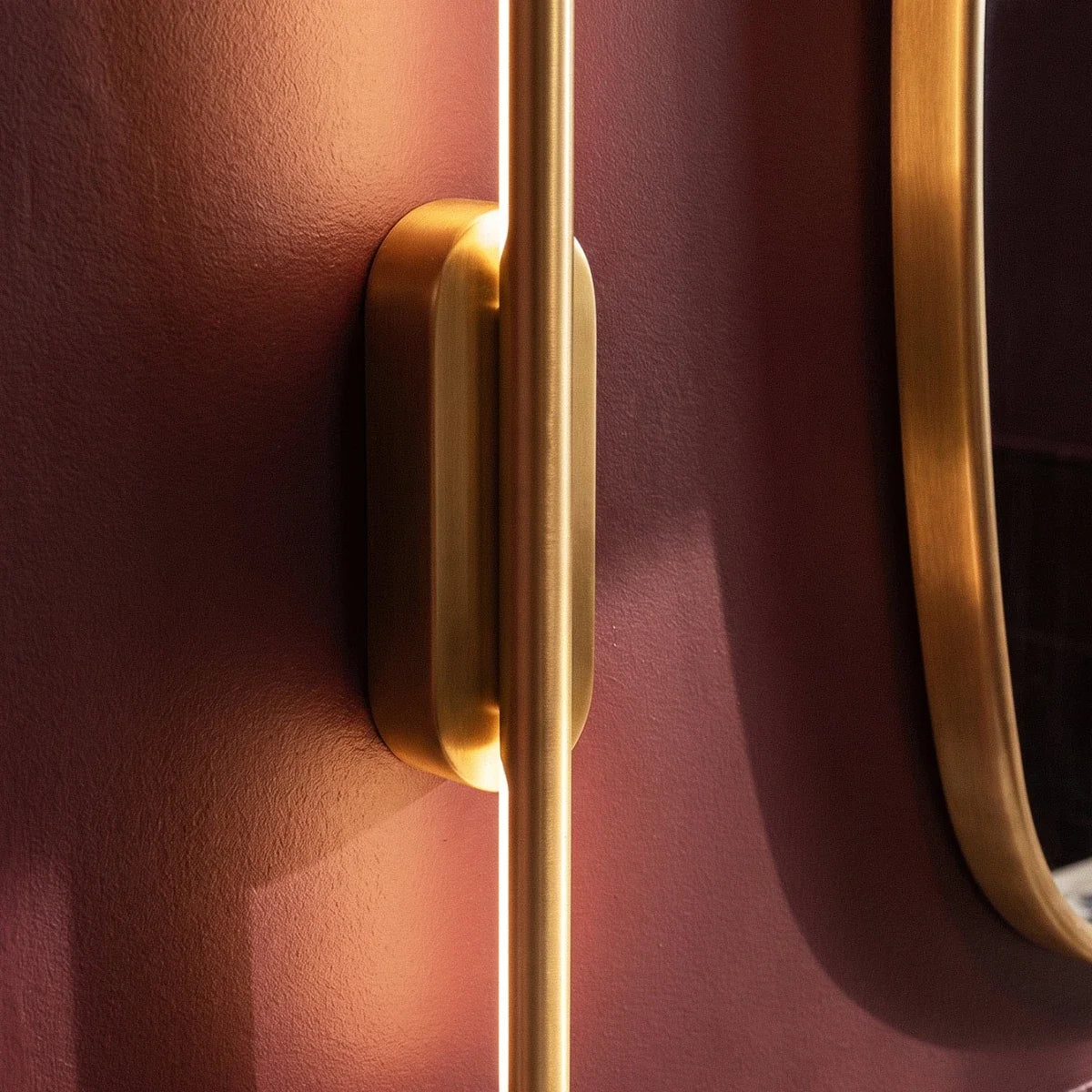 Lena Wall Lamp