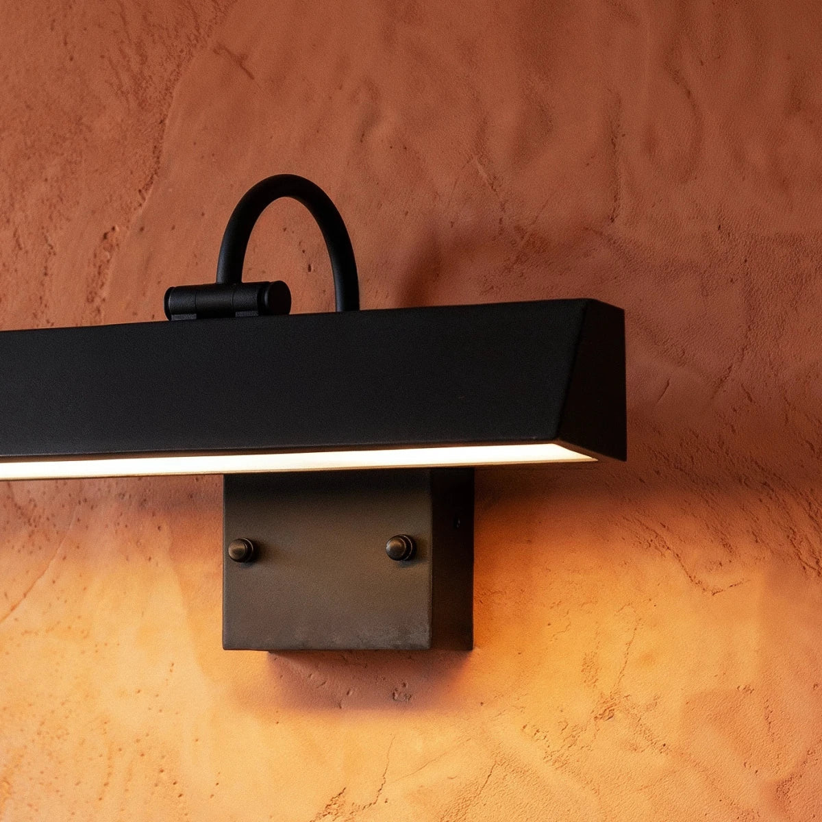 Mayim Outdoor Wall Lamp