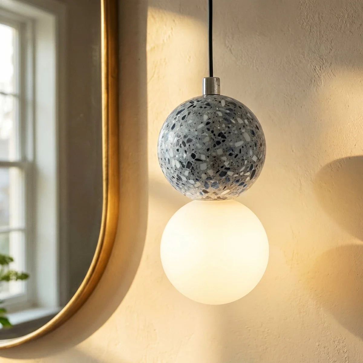 Rondure Pendant Light