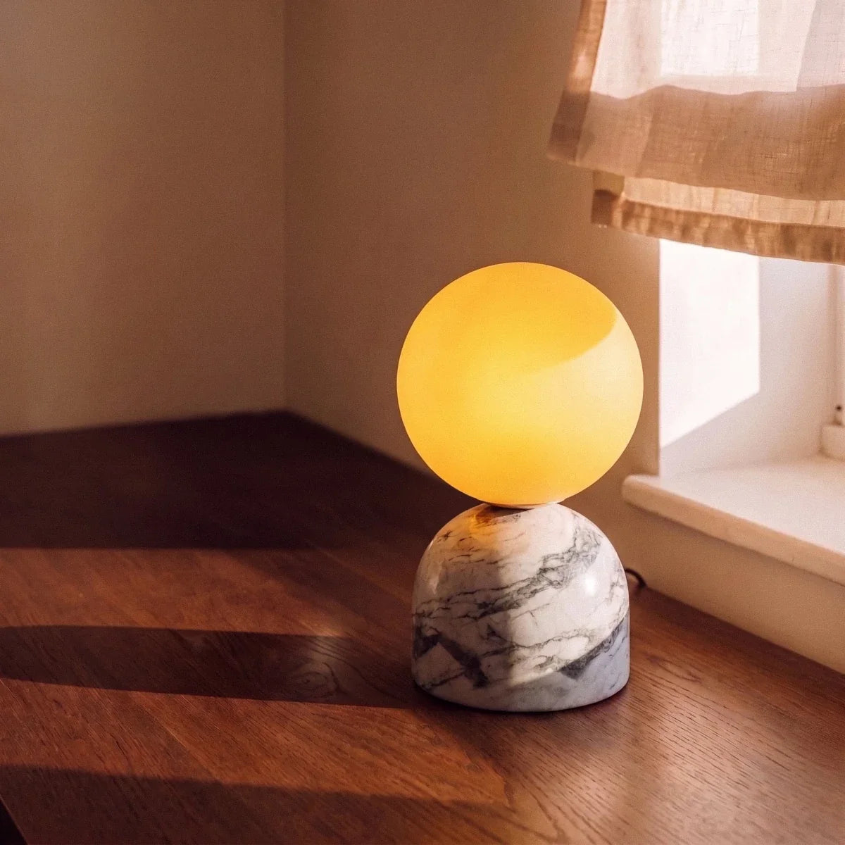 Vexara Table Lamp