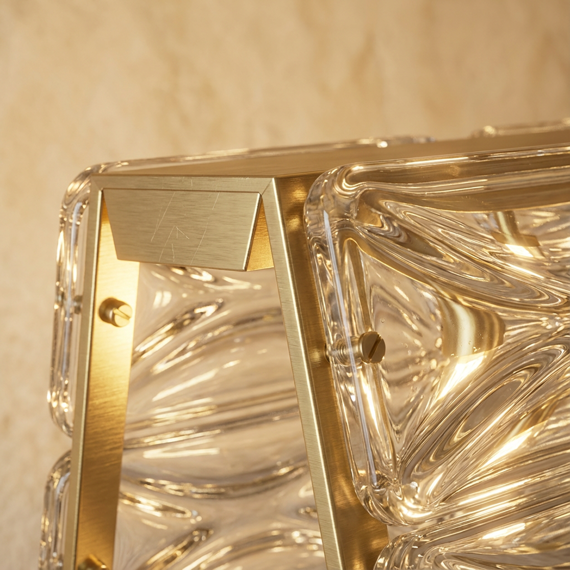 Nyvora Linear Chandelier