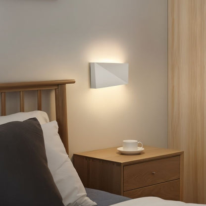 Fynne Wall Lamp