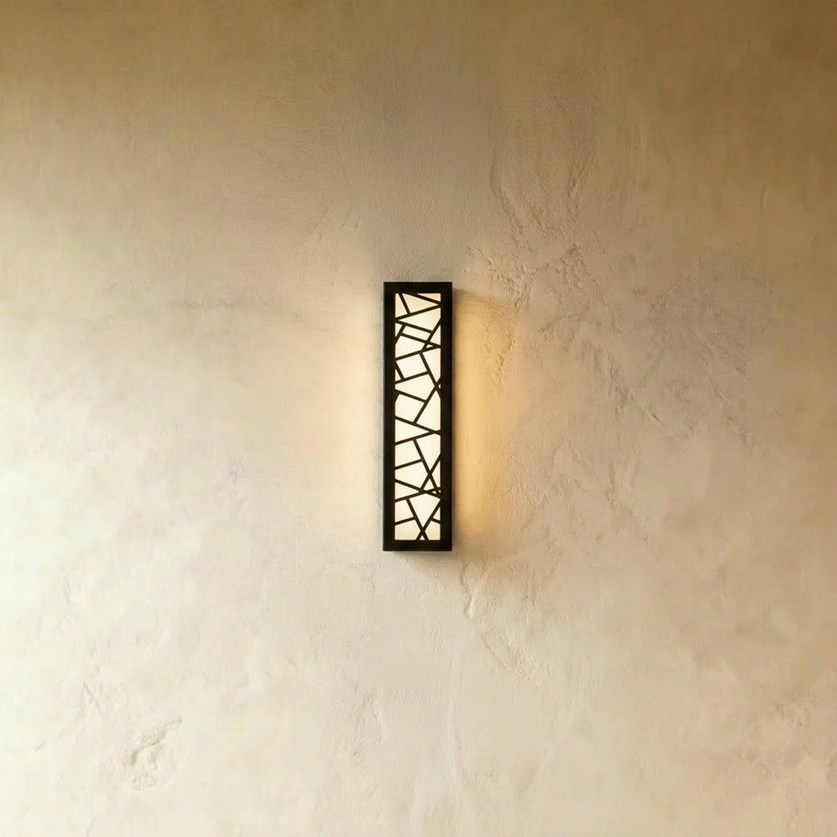 Shamil Wall Lamp