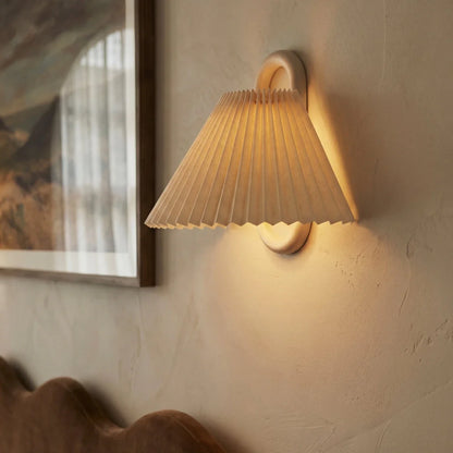 Aine Wall Lamp
