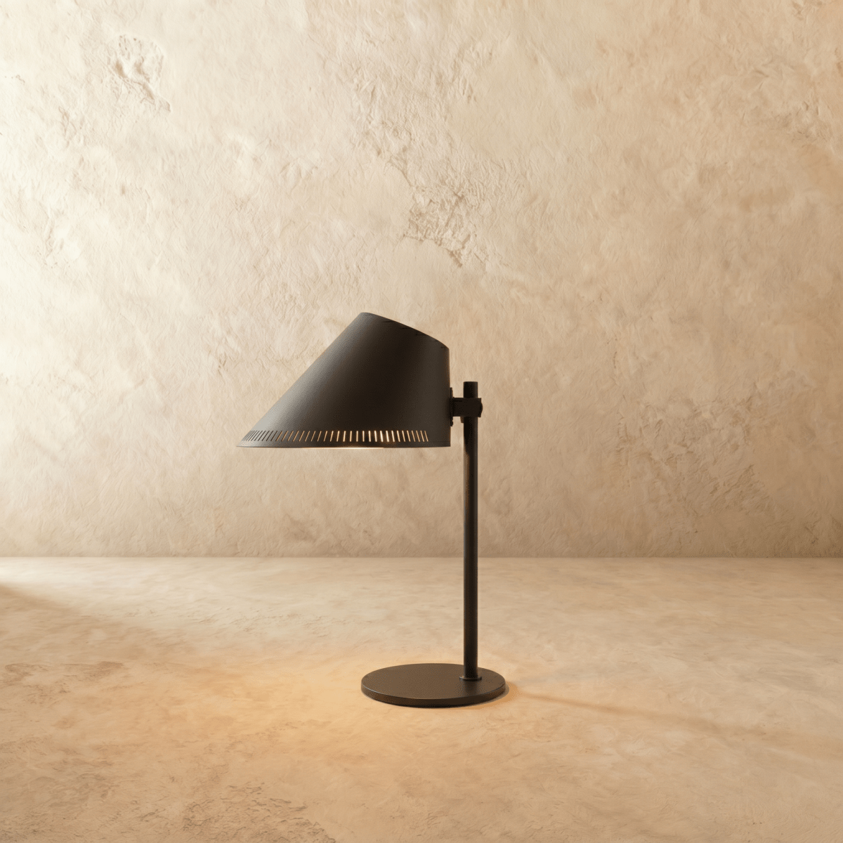 Aksel Table Lamp