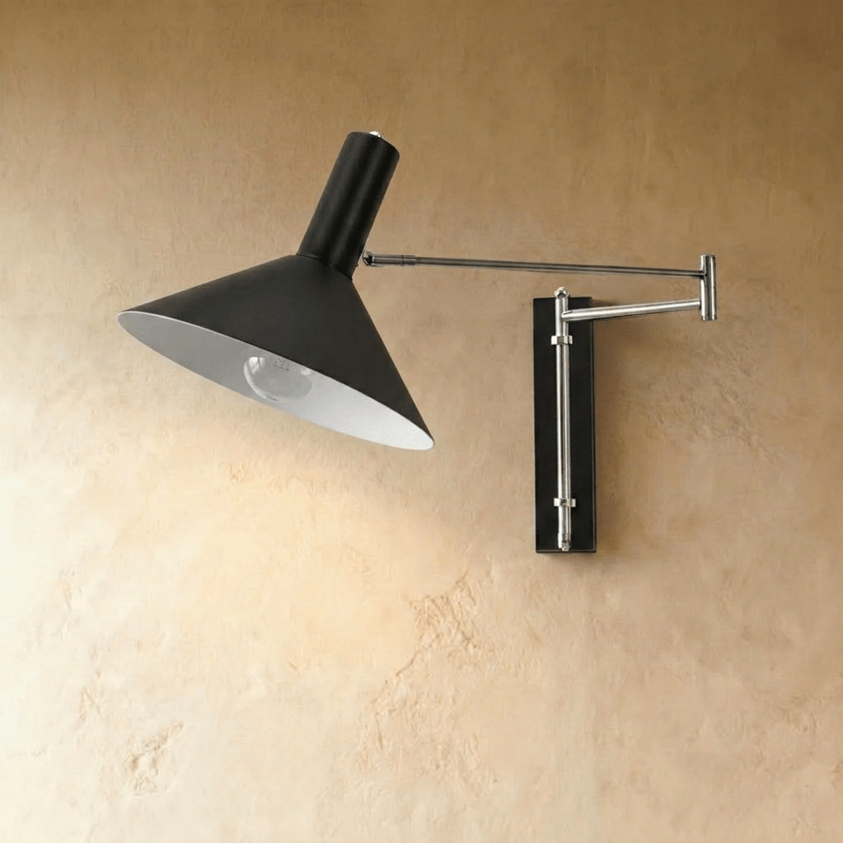 Allen Wall Lamp