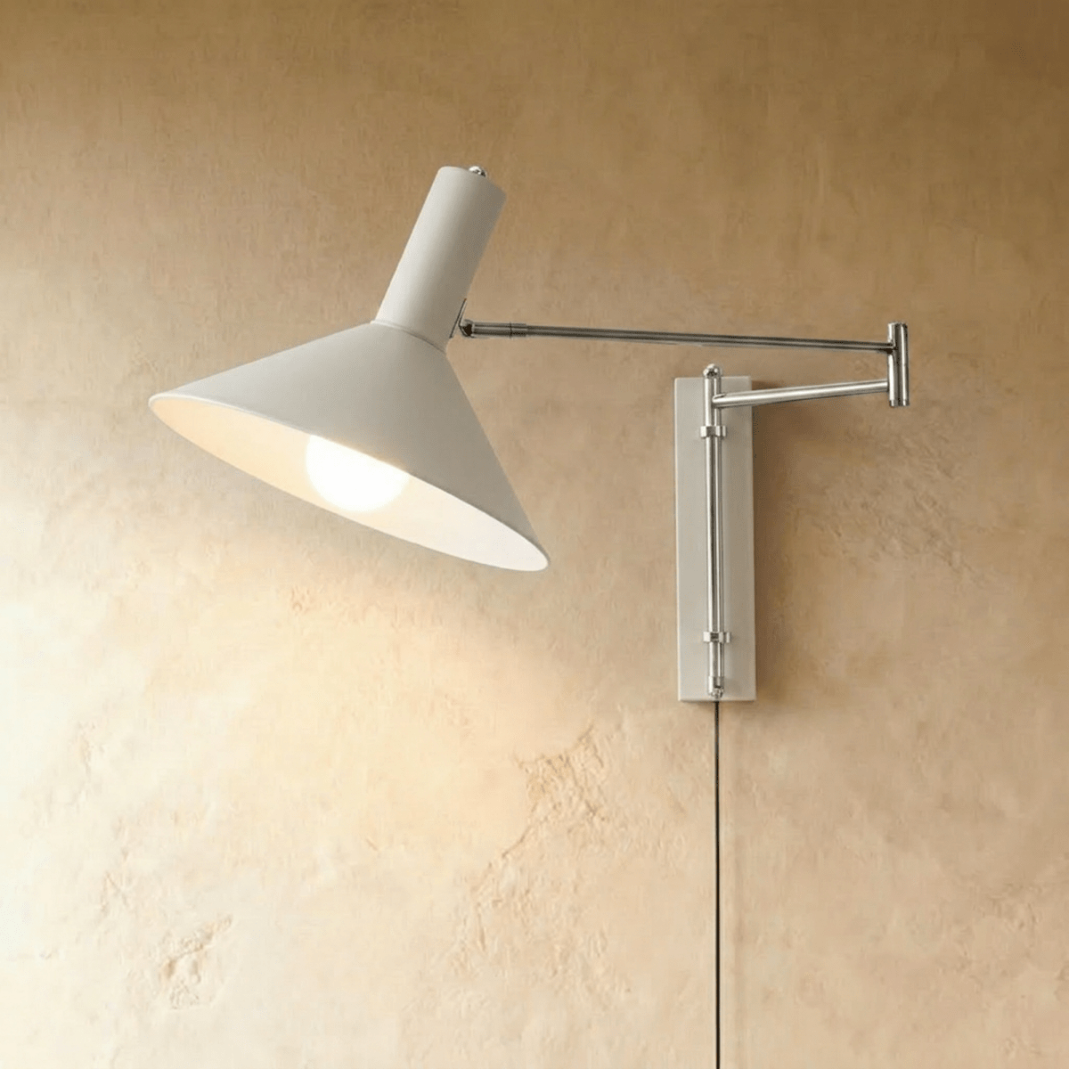 Allen Wall Lamp