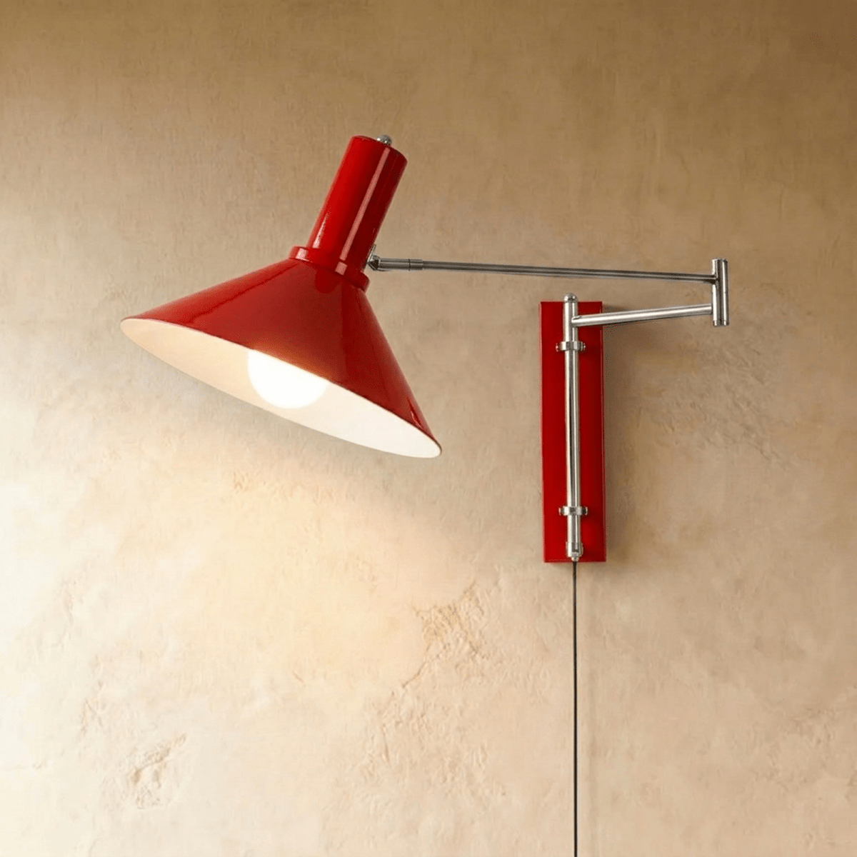 Allen Wall Lamp