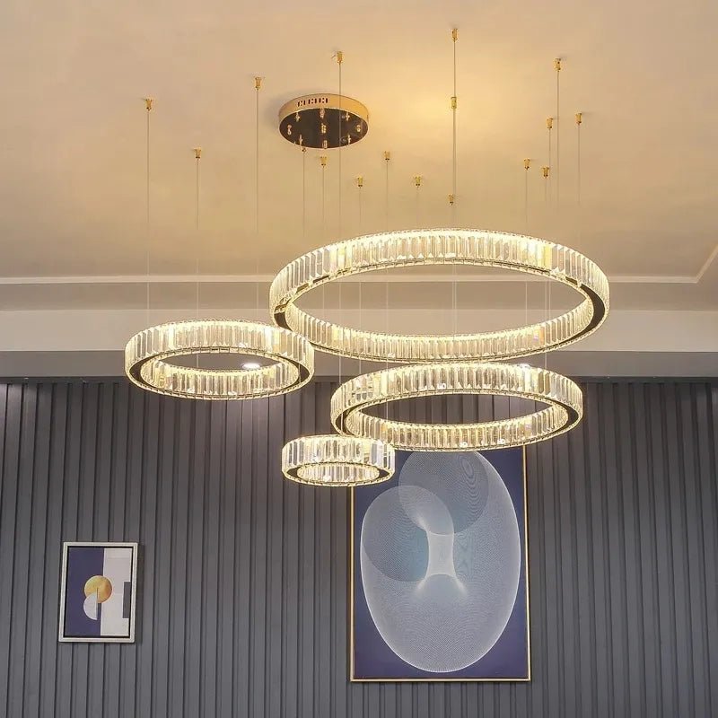 Almuealaq Chandelier