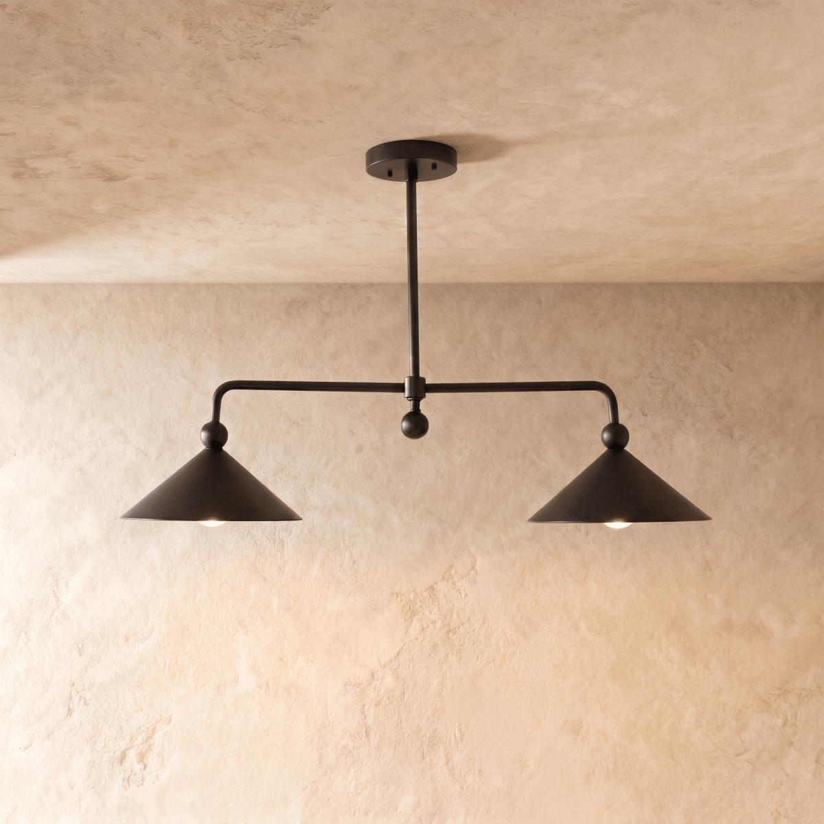 Alric Chandelier
