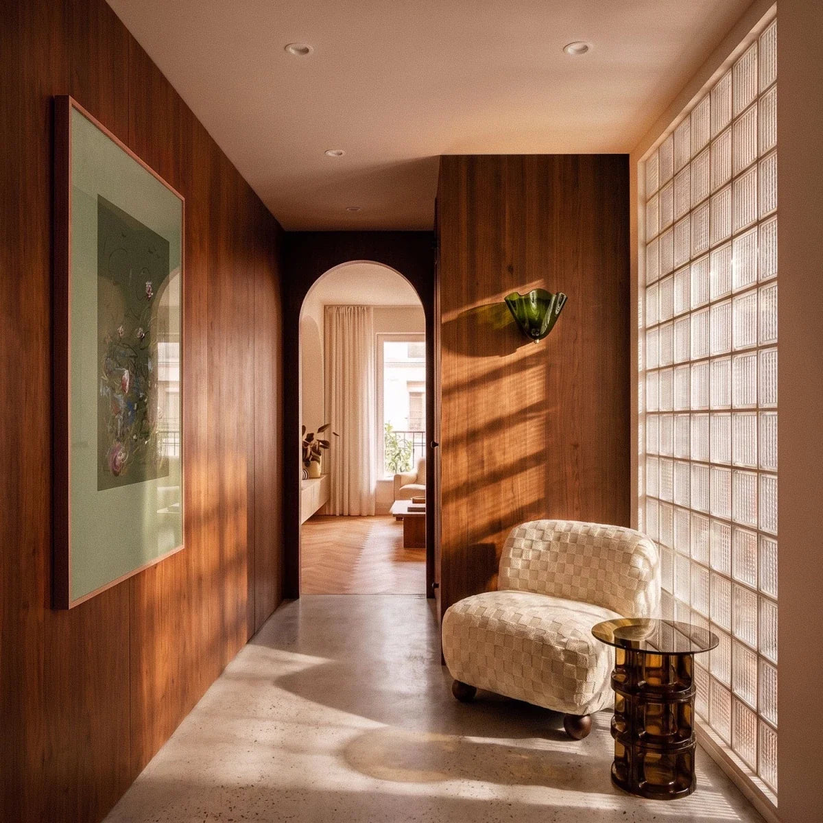 Alune Wall Lamp