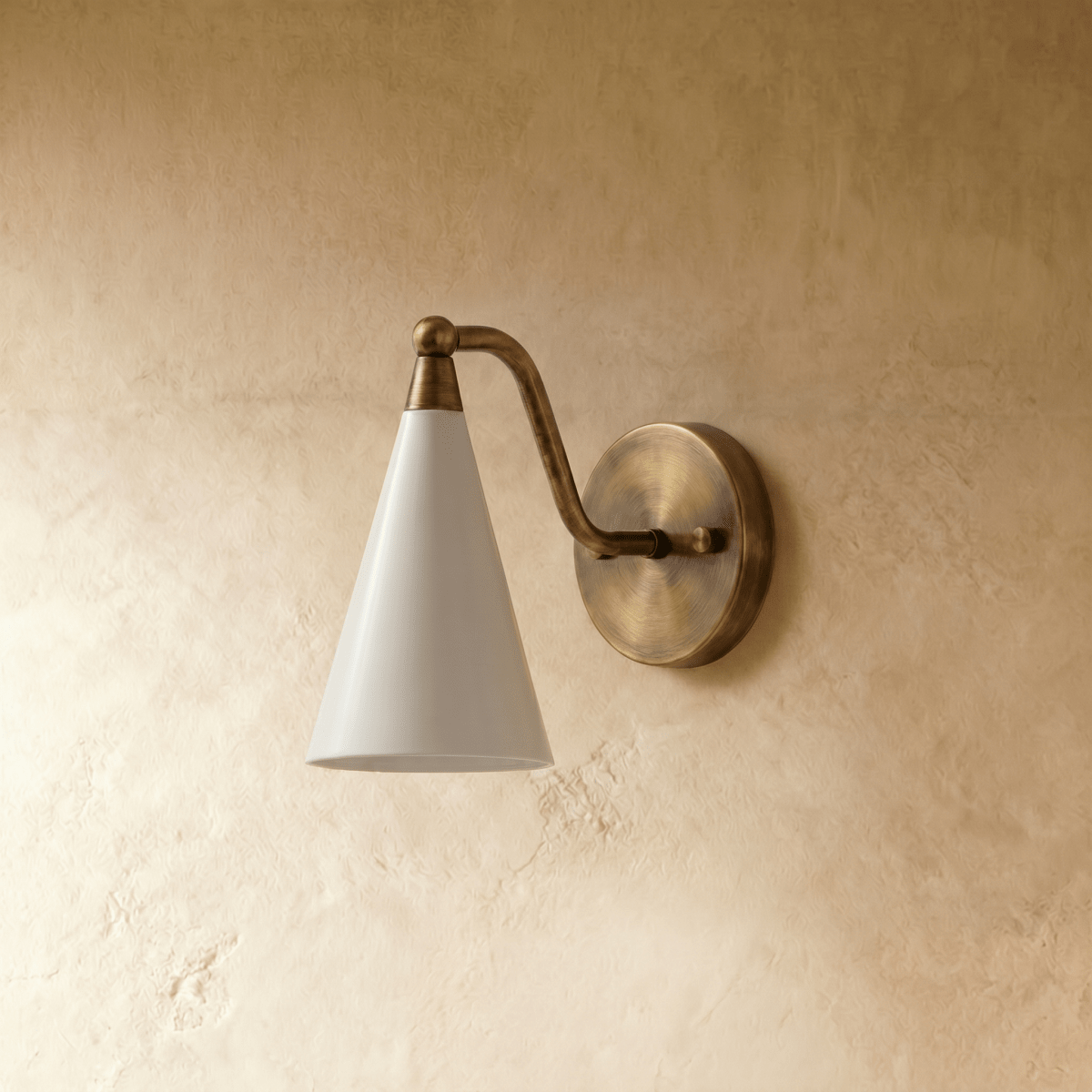 Alver Wall Lamp