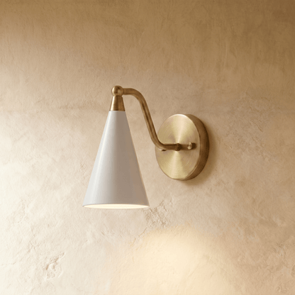 Alver Wall Lamp