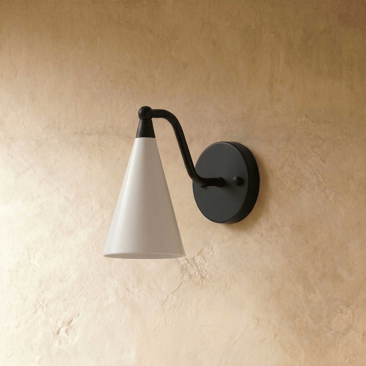 Alver Wall Lamp