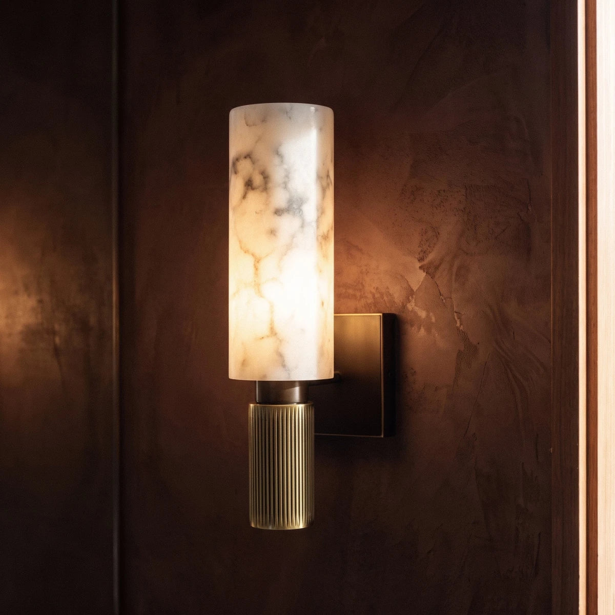 Ansu Alabaster Wall Lamp