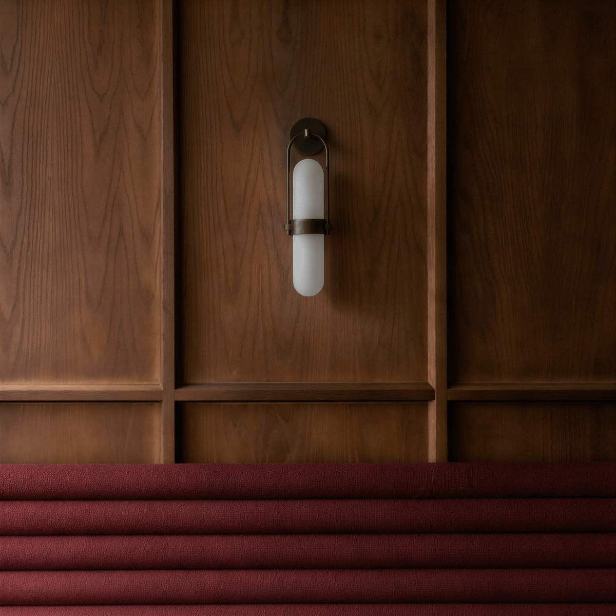 Arco Wall Lamp