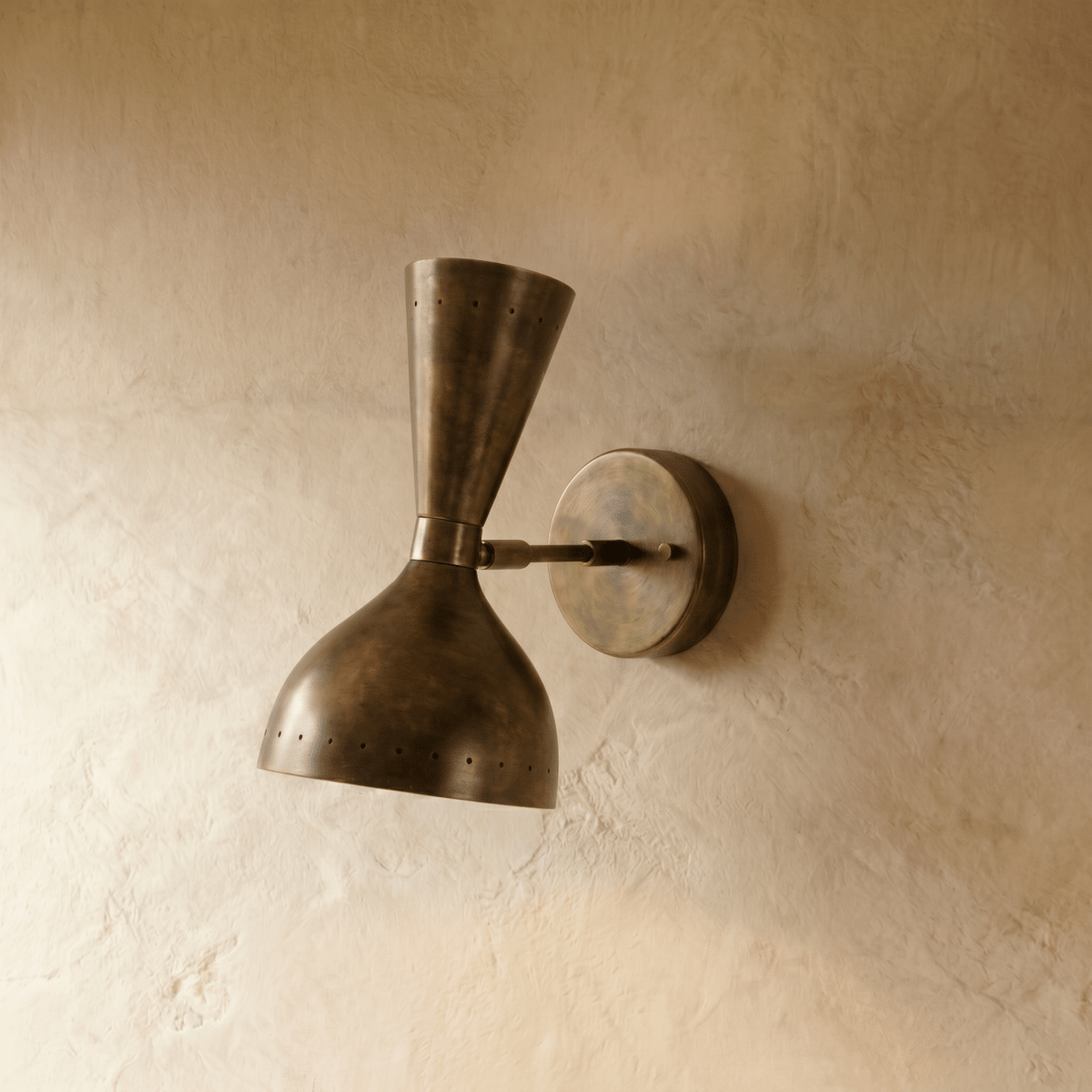 Ardex Wall Lamp
