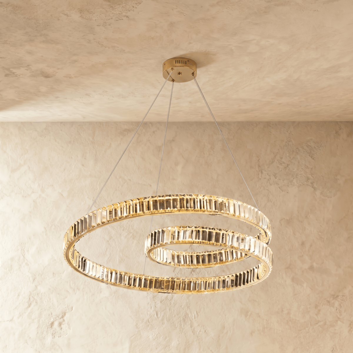 Ardia Chandelier