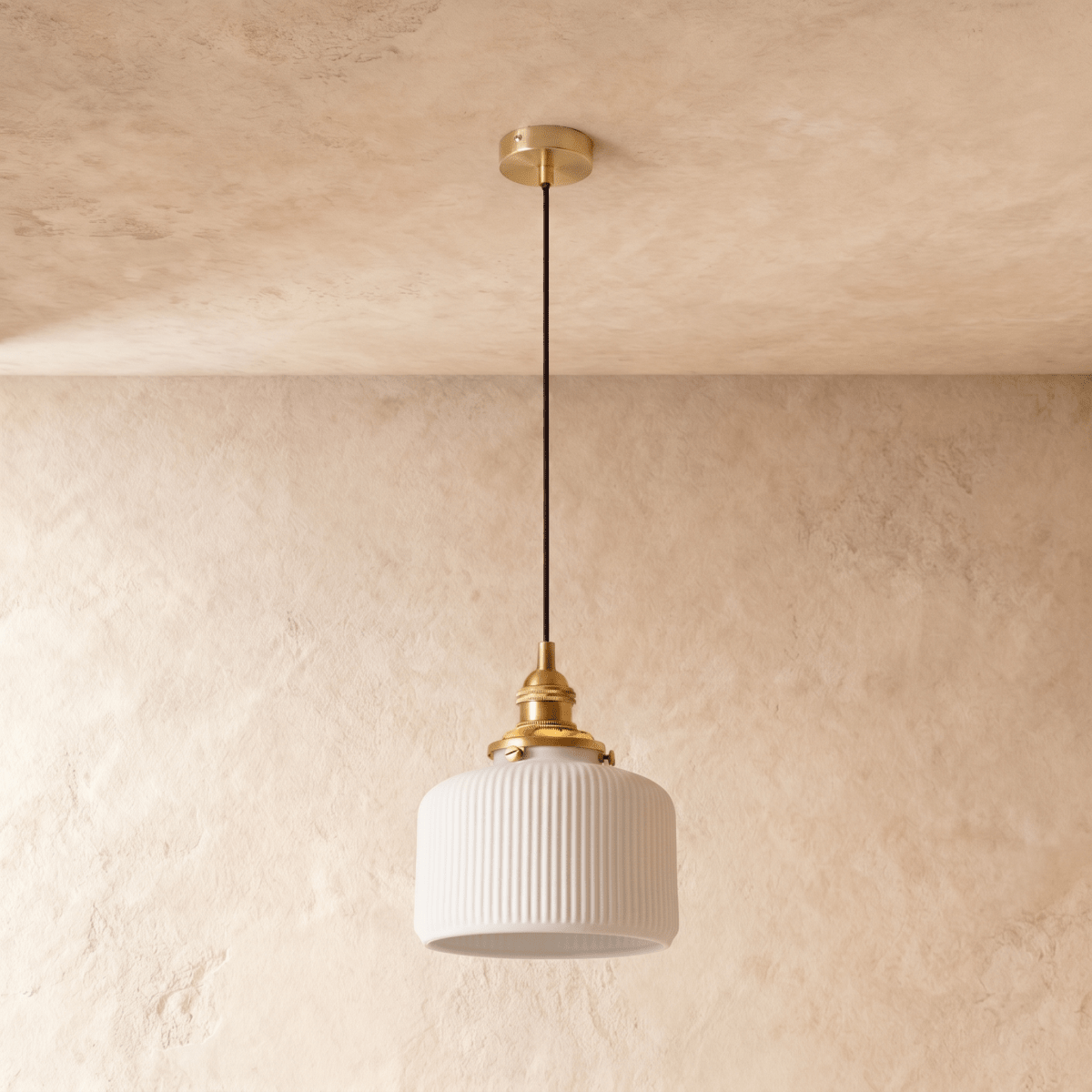 Arla Pendant Light