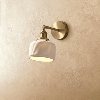 Arla Wall Lamp