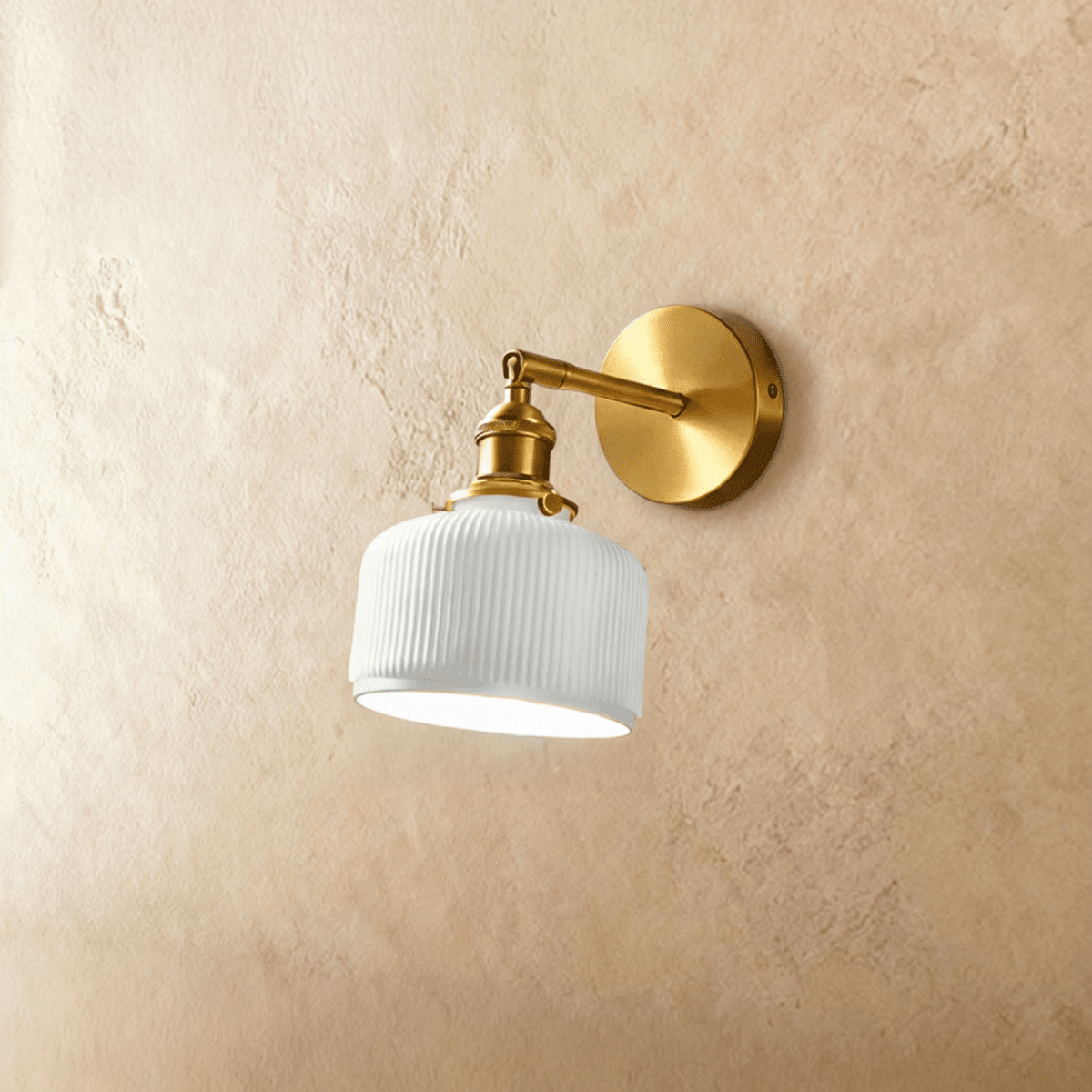 Arla Wall Lamp