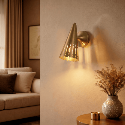Arvik Wall Lamp