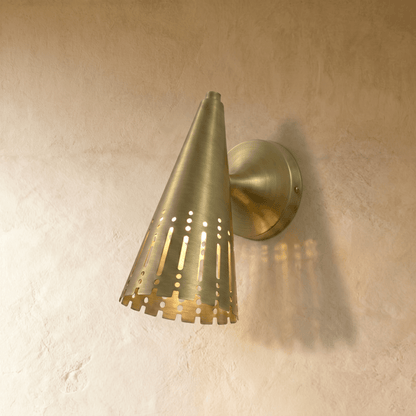 Arvik Wall Lamp