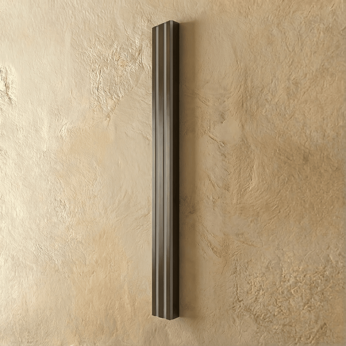Ashil Wall Lamp