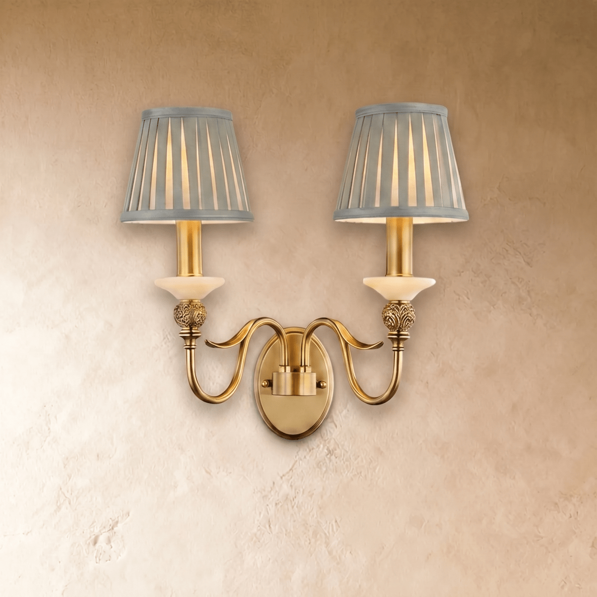 Asmora Wall Lamp
