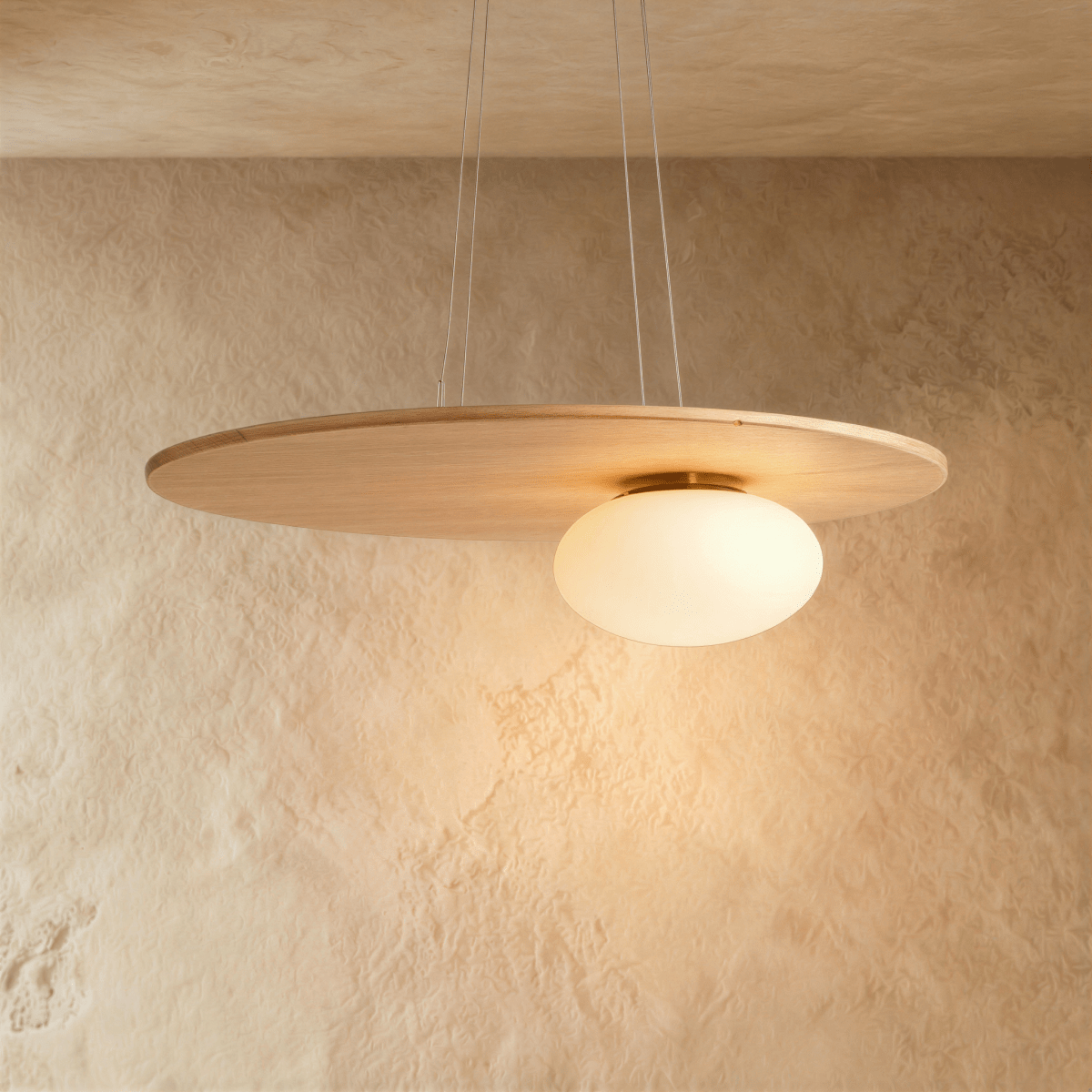 Auma Pendant Light