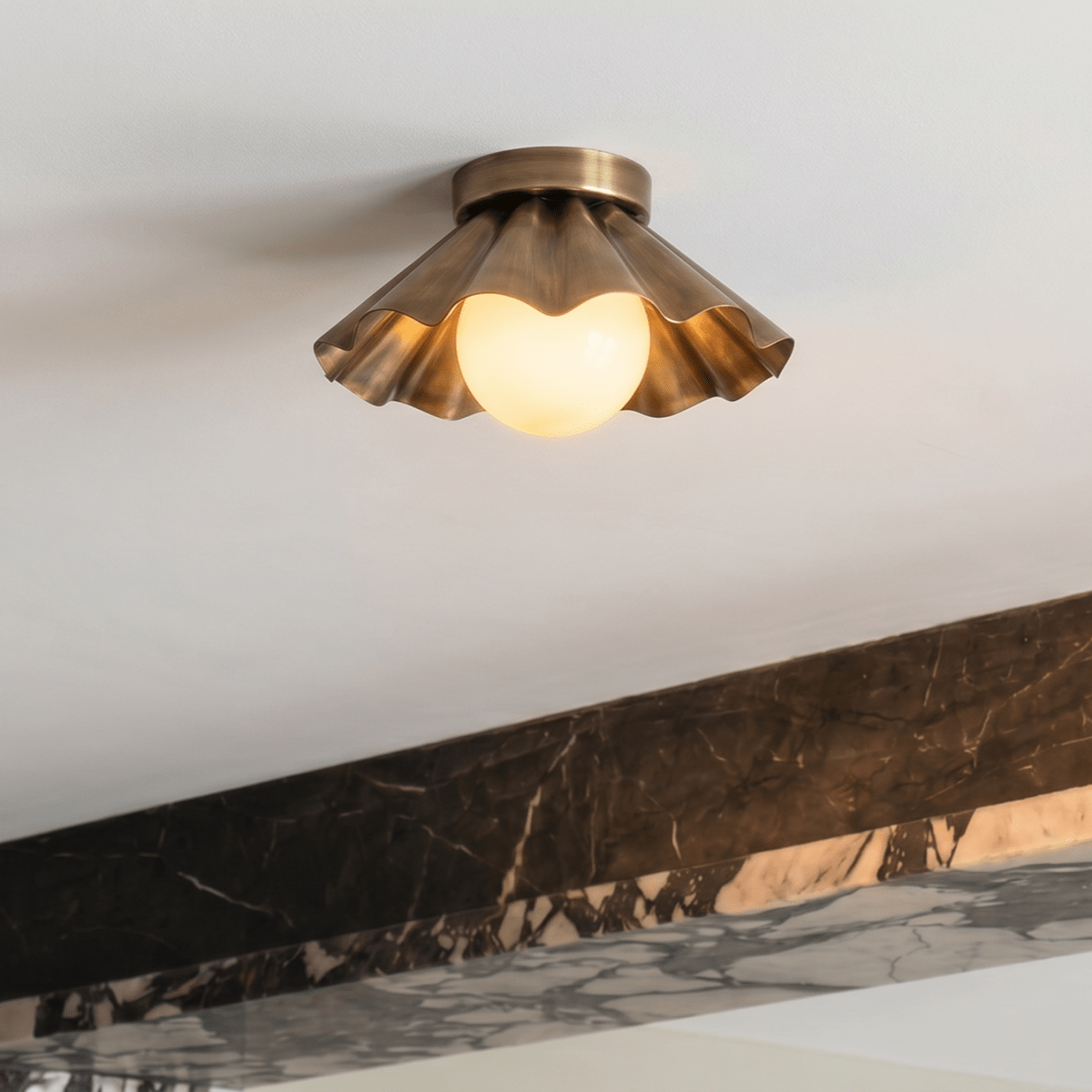 Avelia Ceiling Light