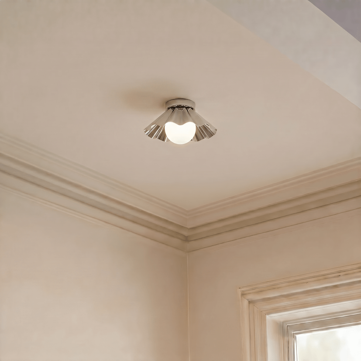Avelia Ceiling Light