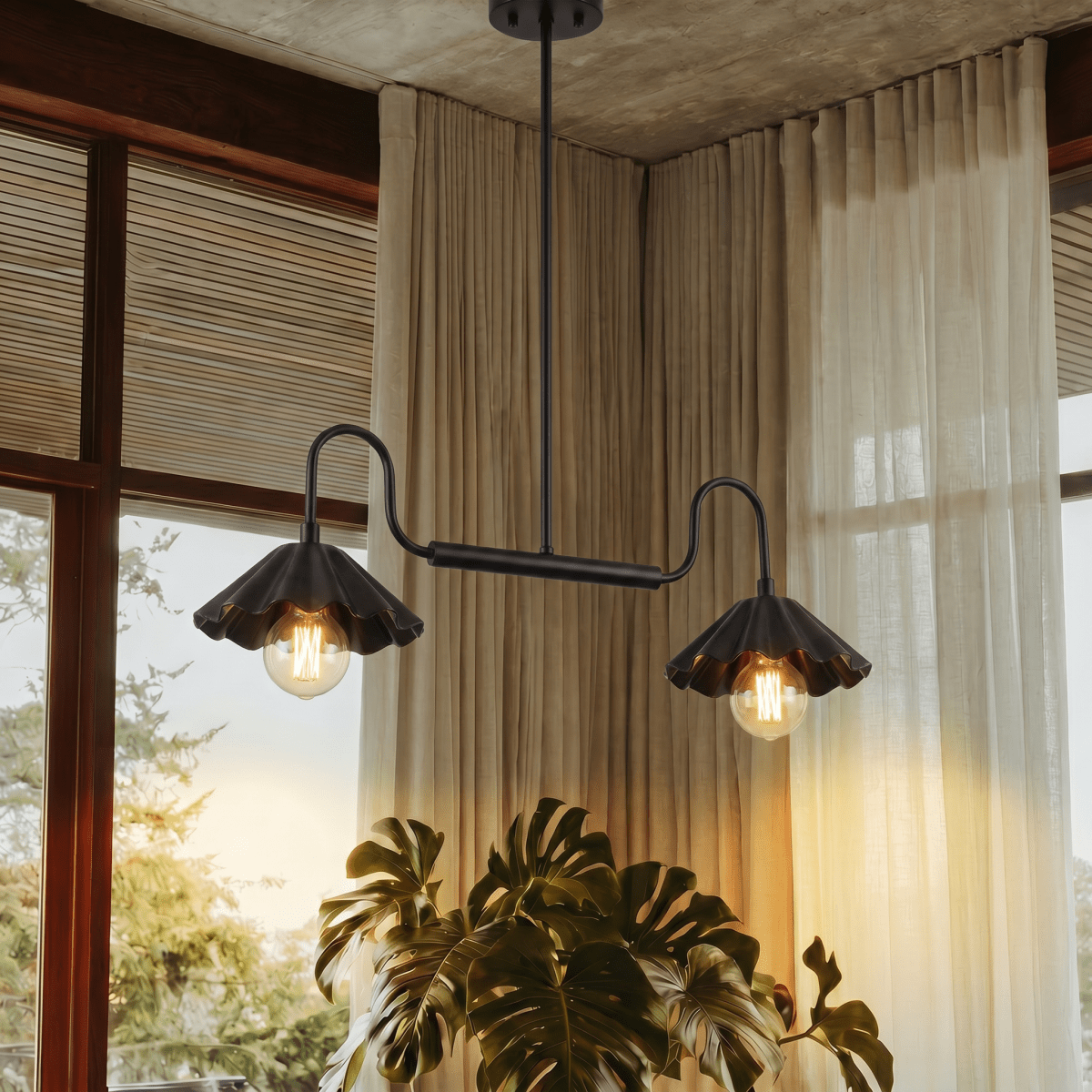 Avelia Chandelier
