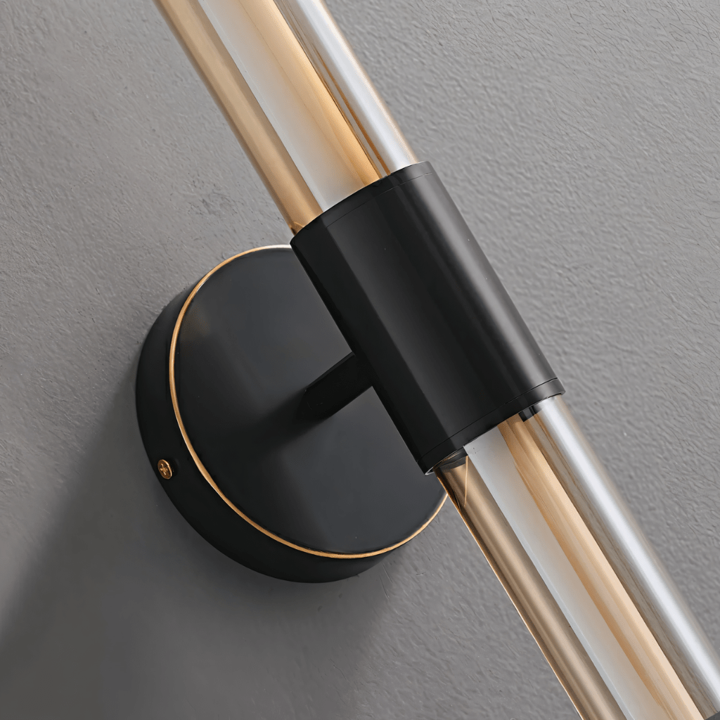Axora Wall Lamp