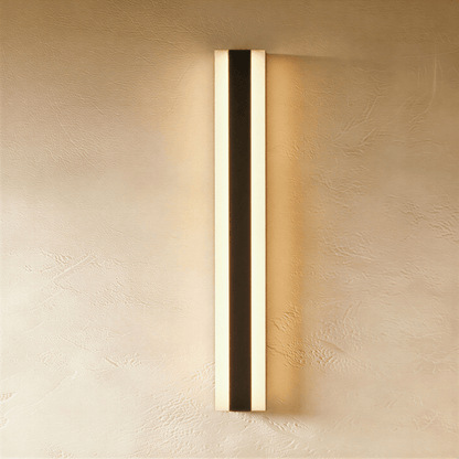 Baron Outdoor Wall Lamp
