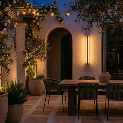 Baron Outdoor Wall Lamp