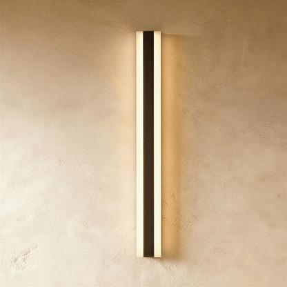 Baron Outdoor Wall Lamp