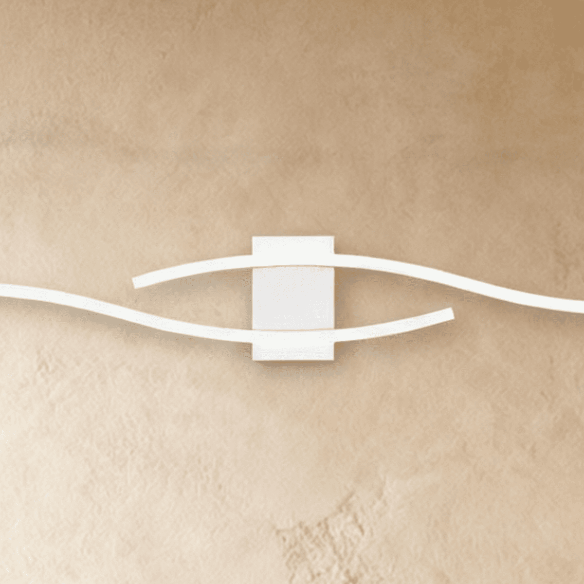 Berrie Wall Lamp