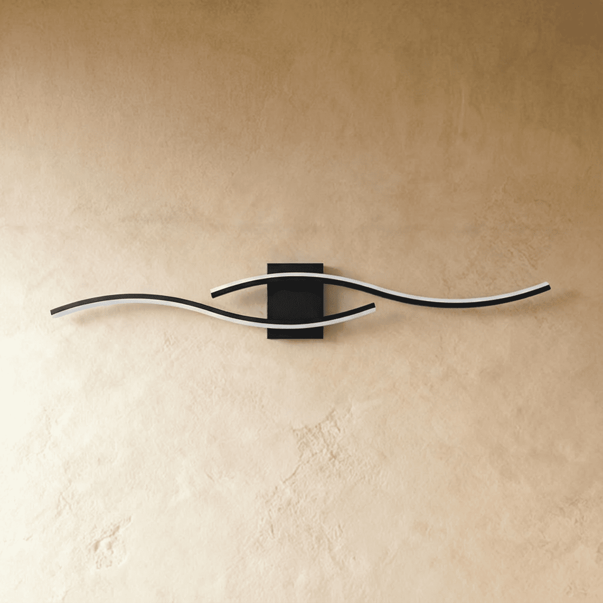 Berrie Wall Lamp