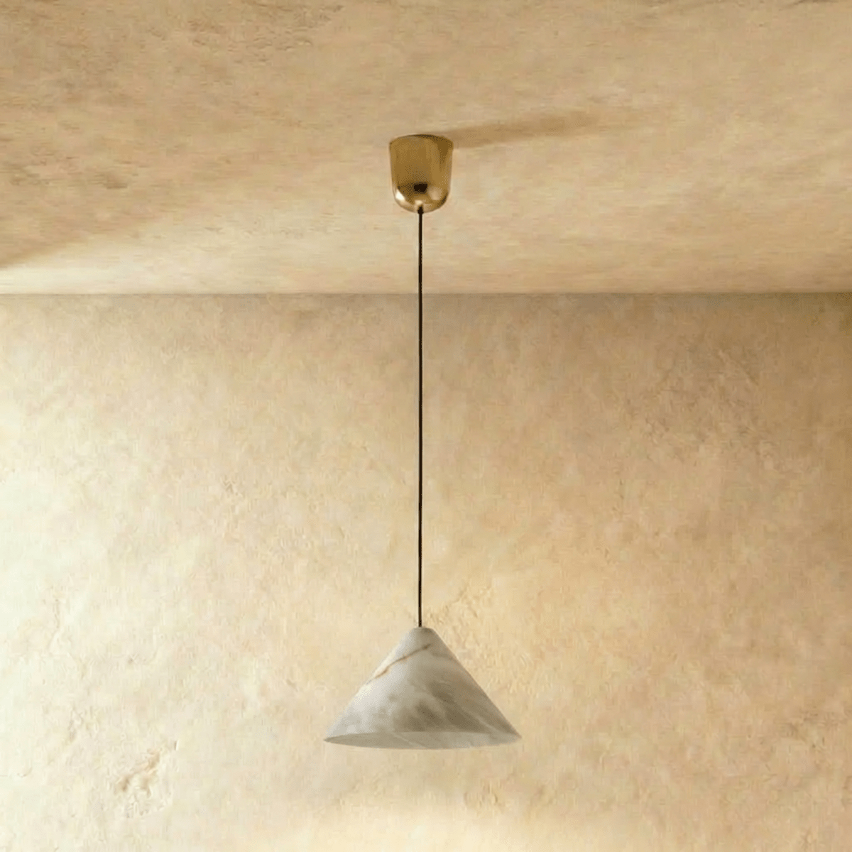 Blom Alabaster Pendant Light