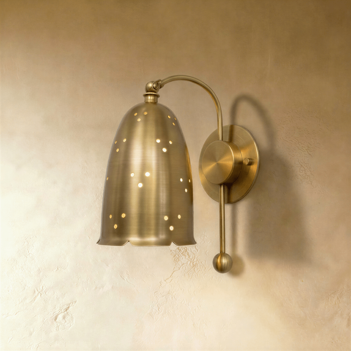 Brenor Wall Lamp