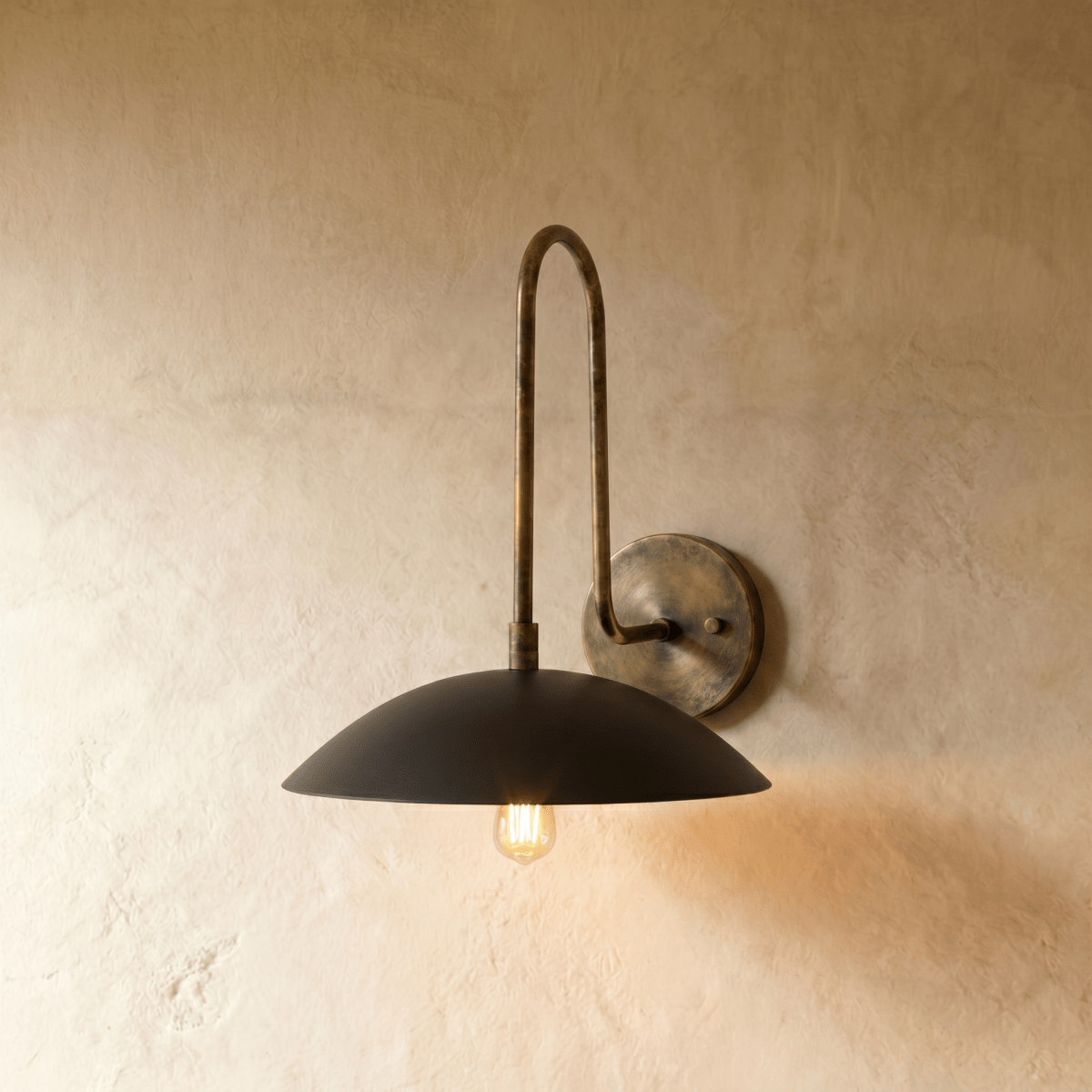 Caelis Wall Lamp