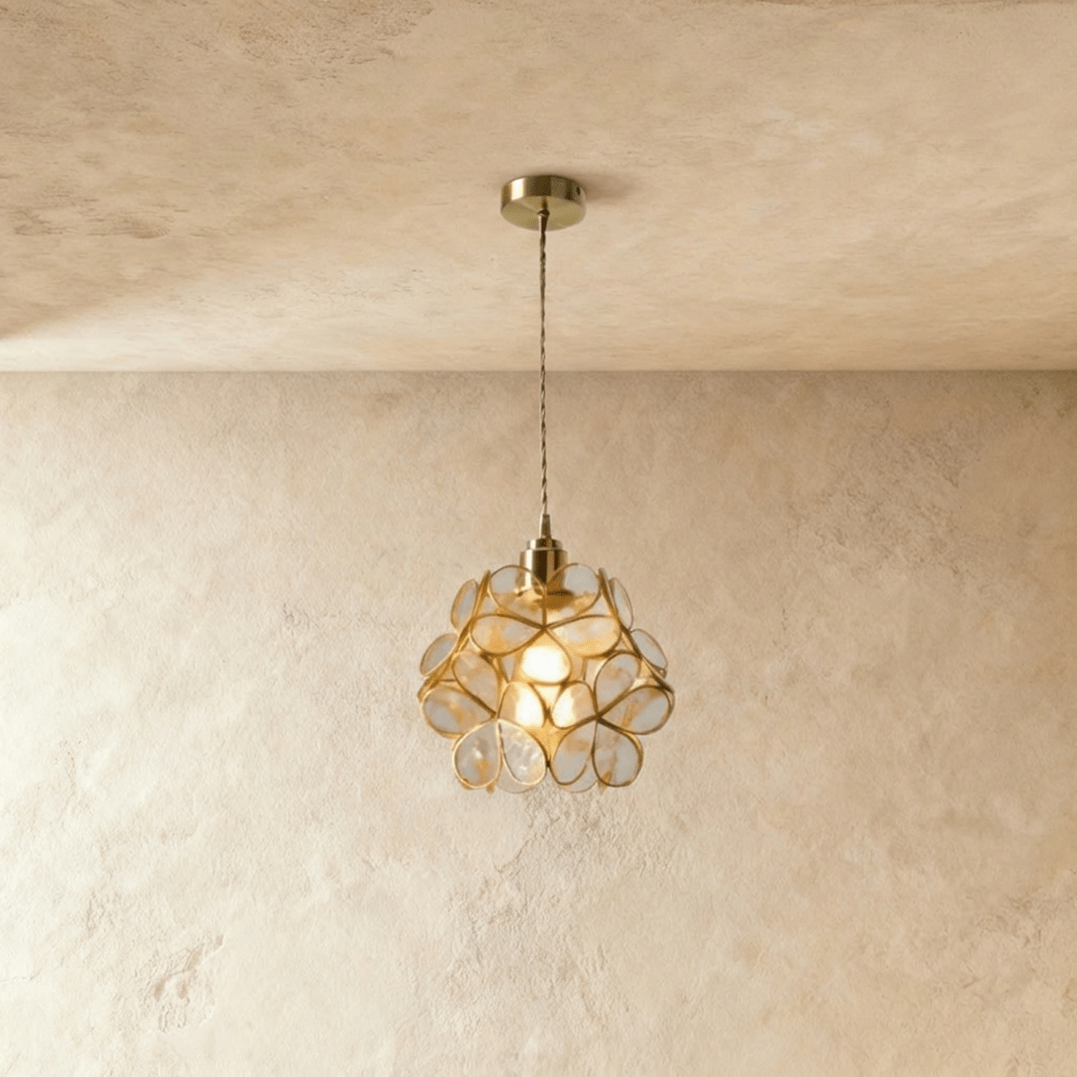 Camellia Pendant Light