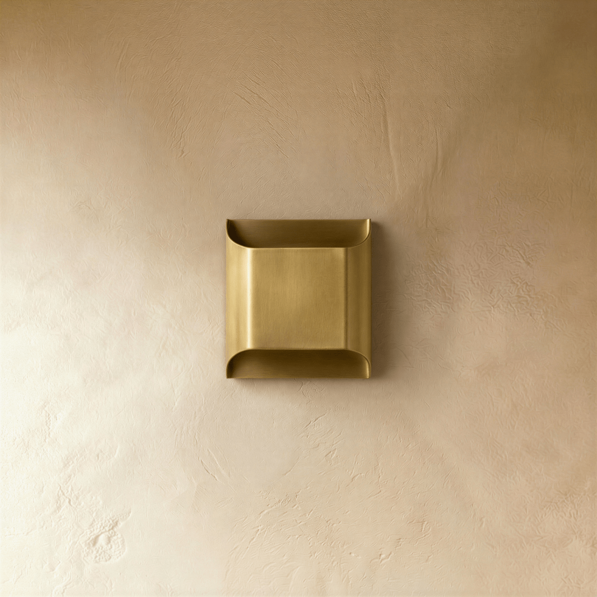 Ceres Wall Lamp
