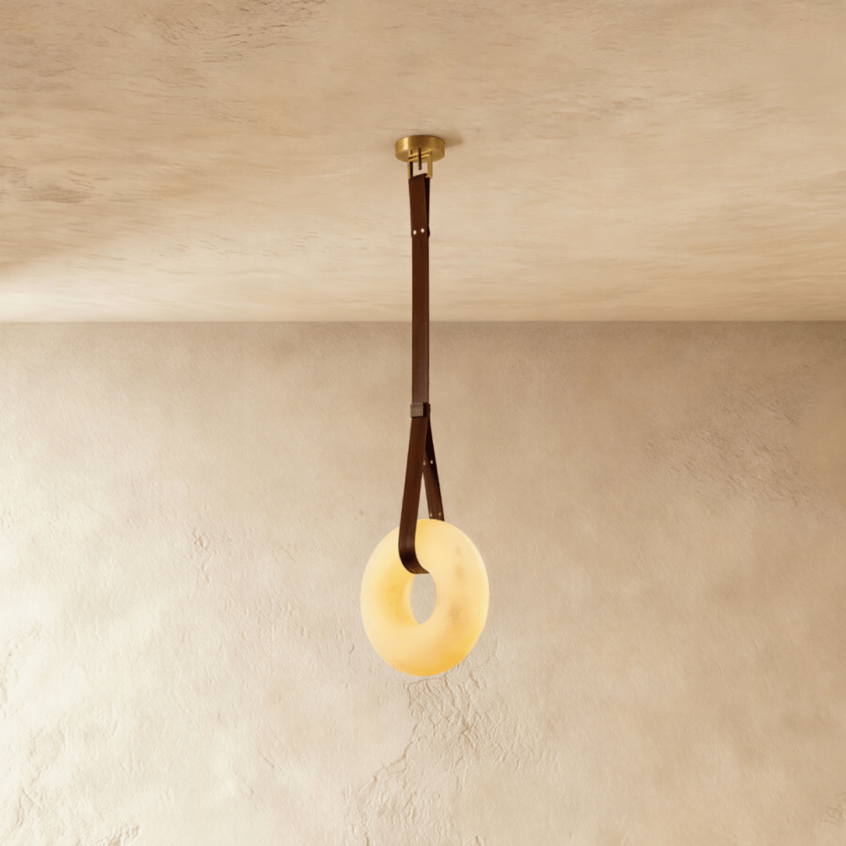 Cingeto Alabaster Pendant Light