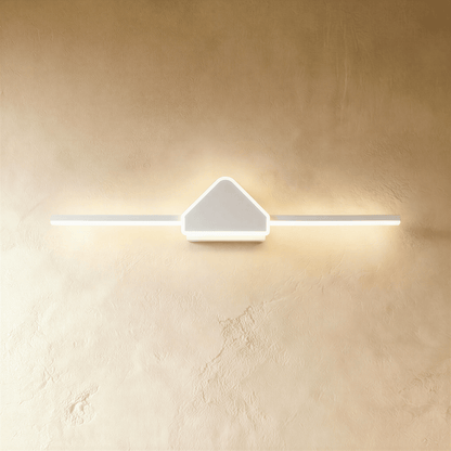 Clytheris Wall Lamp