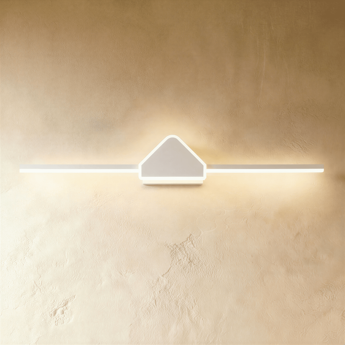Clytheris Wall Lamp