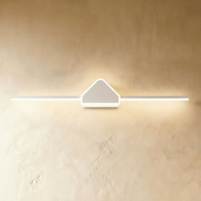 Clytheris Wall Lamp