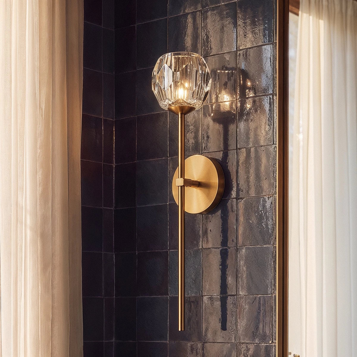 Cristo Wall Lamp